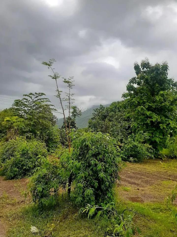 Madhura Farms Karjat Extérieur photo